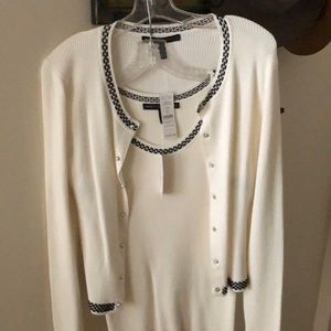 White House Black Market 2 piece sweater set size L